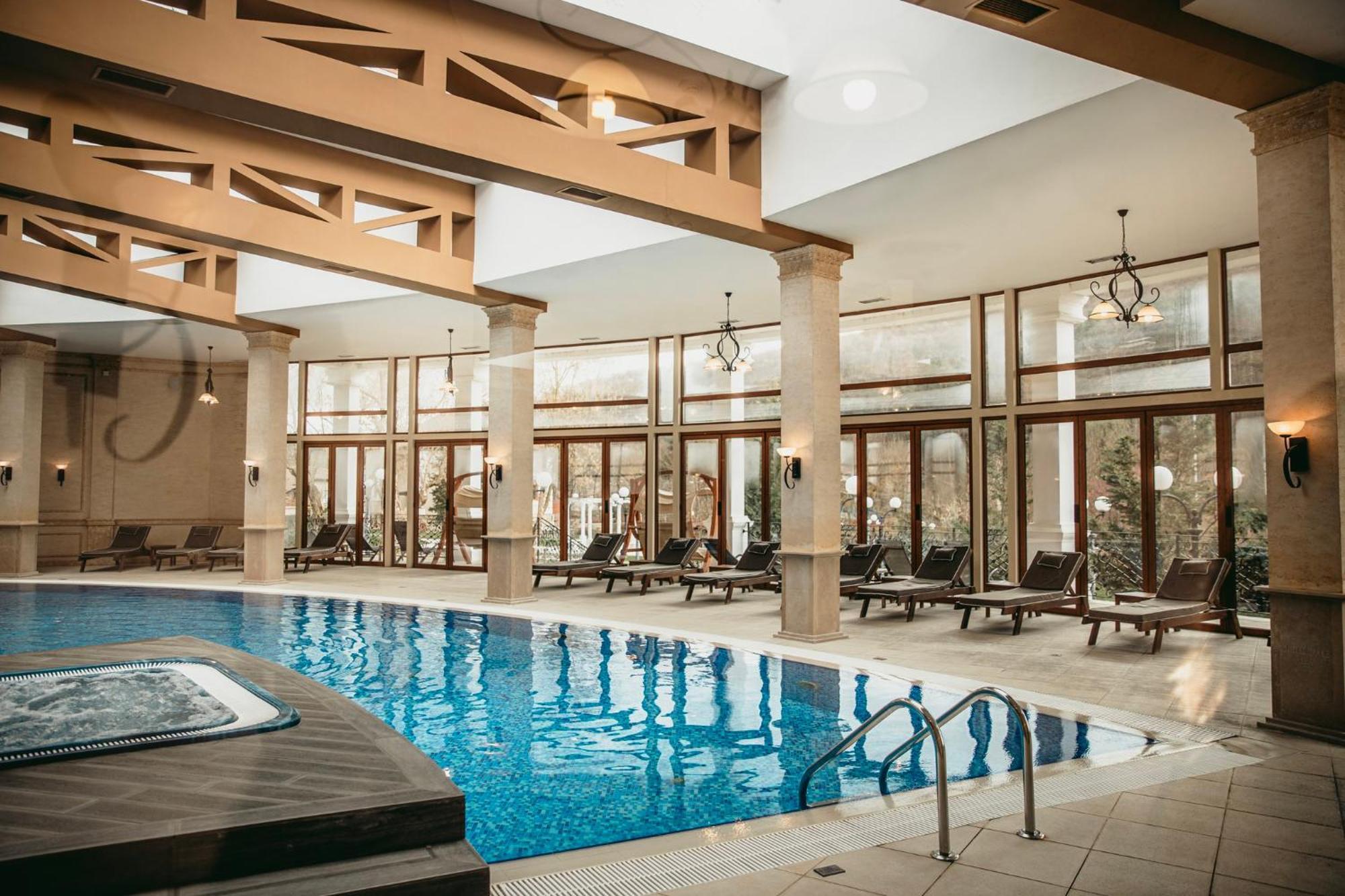 Midalidare Hotel & Spa Mogilovo ภายนอก รูปภาพ